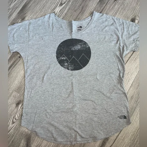 North‎ Face Women’s Short Sleeve Lightweight Flash Dry Shirt Size XL - Picture 3 of 7